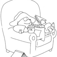 Desenho de Paddington deitado no sofá para colorir