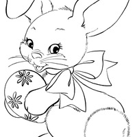 Desenho de Coelho segurando ovo de Páscoa para colorir