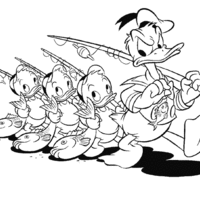 Desenho de Donald e sobrinhos pescando para colorir