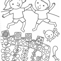 Desenho de Meninos se divertindo na horta para colorir
