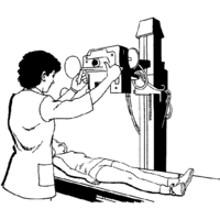 Desenho de Médico fazendo exame em paciente para colorir