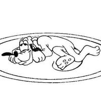 Desenho de Pluto dormindo no tapete para colorir