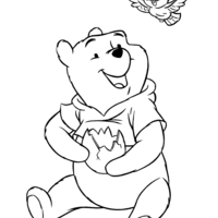 Desenho de Pooh acompanha nascimento de passarinho para colorir