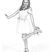 Desenho de Violetta segurando pé para colorir