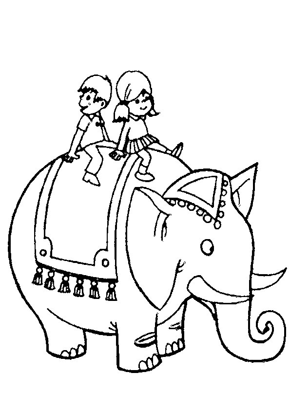 Criancas montando elefante