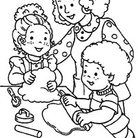 Desenho de Crianças ajudando mamãe a preparar biscoitos para colorir