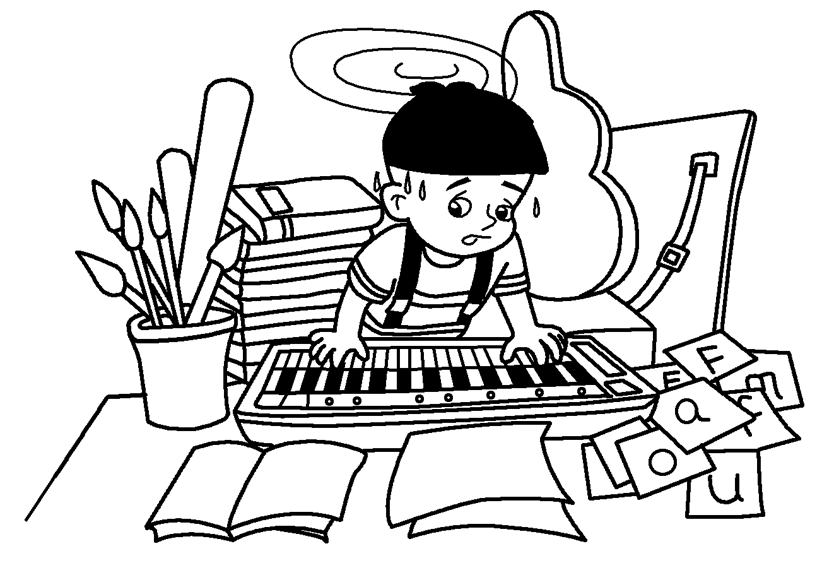 Menino aprendendo a tocar piano