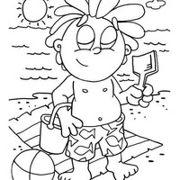 Desenho de Menino brincando na praia para colorir