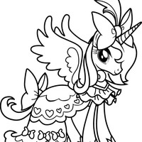 Desenho de Princesa Luna com lindo vestido para colorir