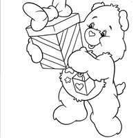 Desenho de Ursinho Carinhoso ganhando presente para colorir