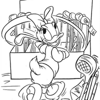 Desenho de Margarida jogando golfe para colorir