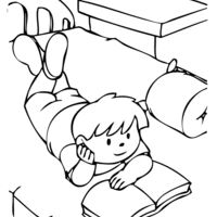 Desenho de Menino deitado na cama lendo a Bíblia para colorir